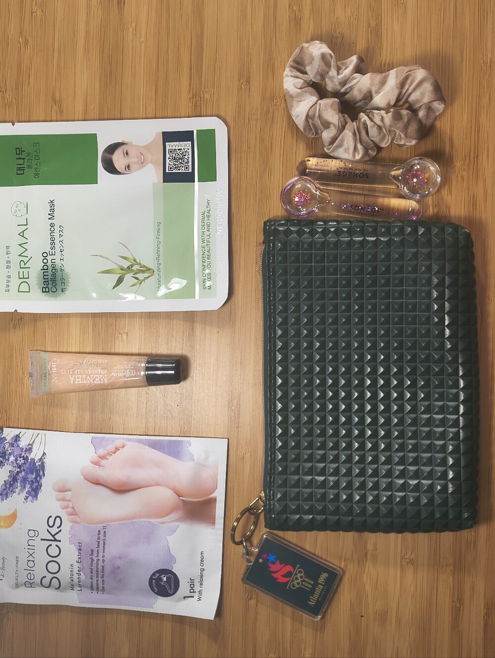 6-Piece Ultimate Spa Night Self-Care Bundle Ice Globes Foot Mask Vintage Pouch